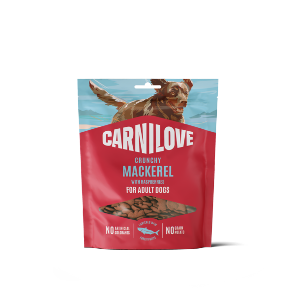 CARNILOVE Dog CRUNCHY Snack Mackerel with Raspberries makrela z malinami 200 g