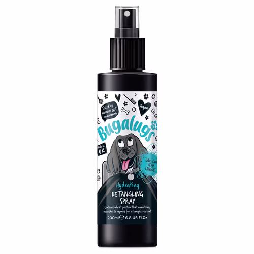 spray do rozczesywania sierści Bugalugs Hydrating Detangling w czarnym opakowaniu