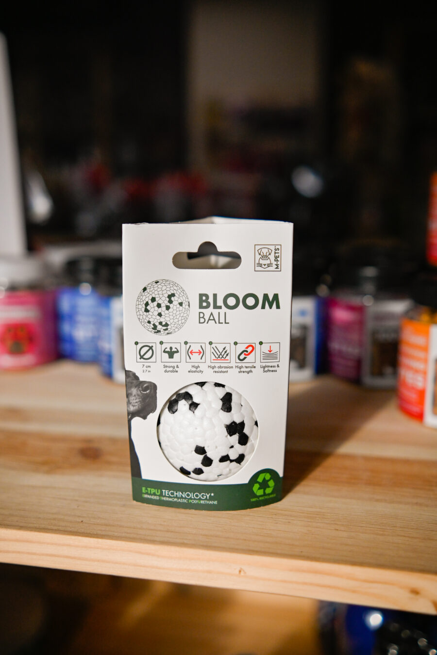 BLOOM wytrzymała czarno biała piłka 7 cm