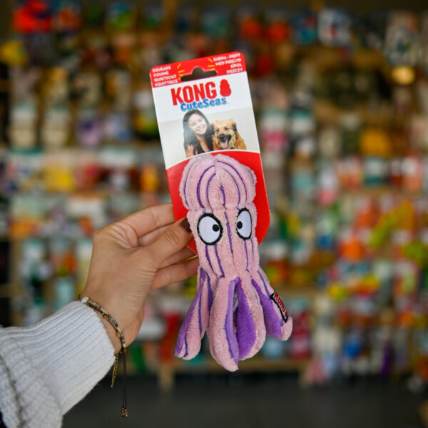 KONG® CUTESEAS OCTOPUS ZABAWKA DLA PSA - ośmiornica 18 cm