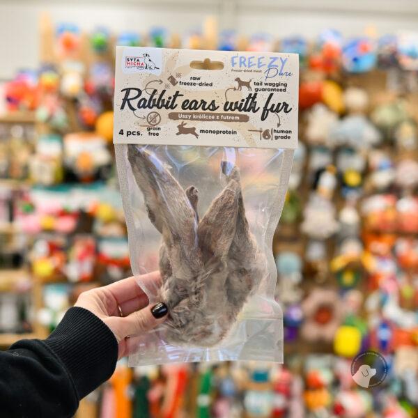 Syta Micha 100% liofilizowane ucho królicze z futrem 4szt.