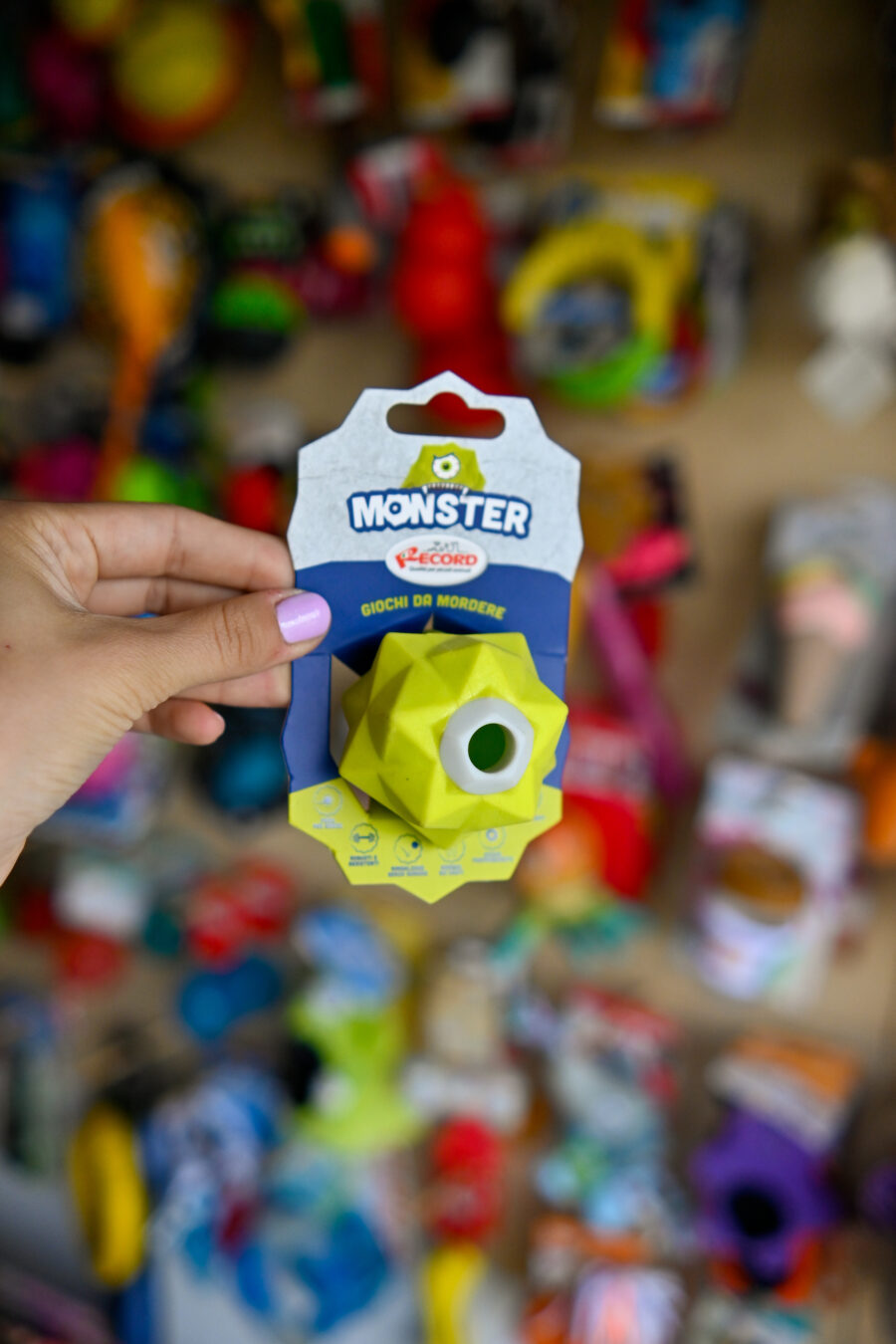 Record Monster 6,3cm - zabawka dla psa z otworem na smakołyki, mała limonkowa