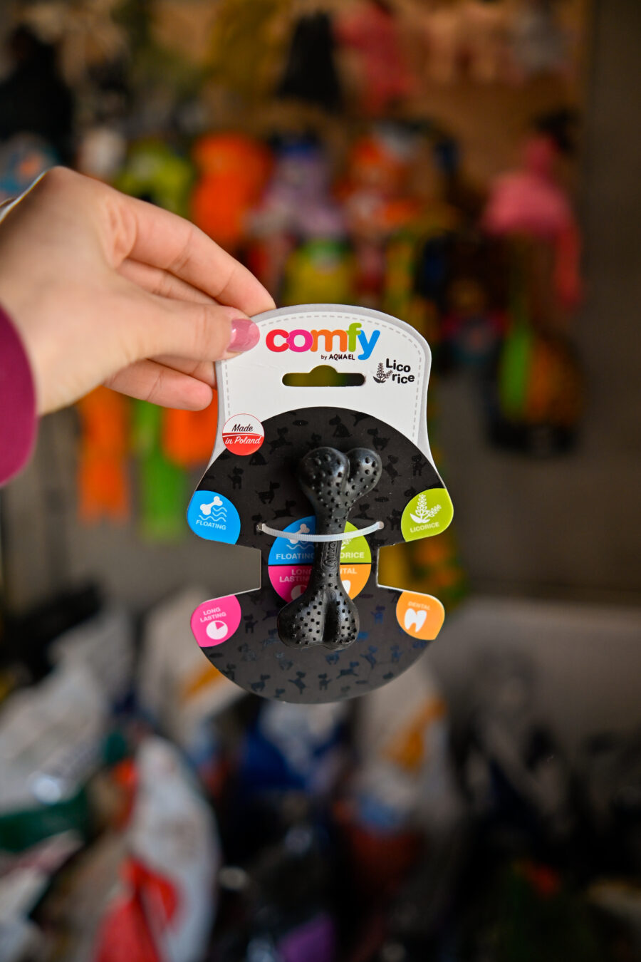 COMFY - zabawka kość dental zapach lukrecji 8,5CM