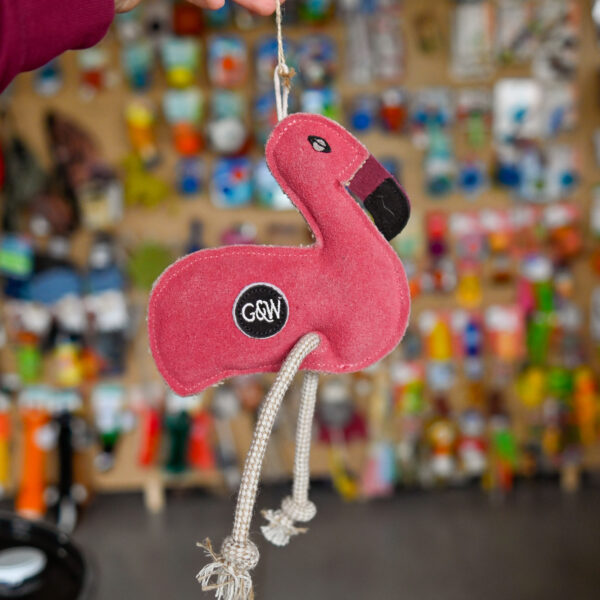 GREEN & WILD'S Floyd the Flamingo (Flaming) - zabawka z zamszu i juty