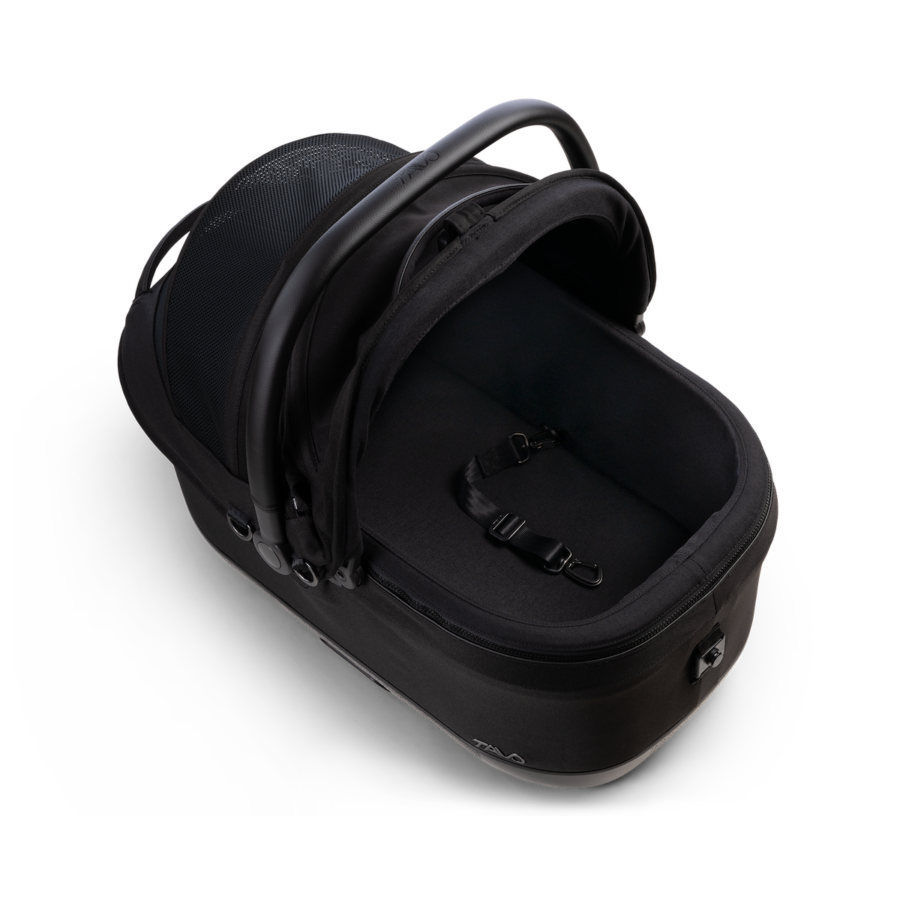 Tavo Maeve™ iso6X Onyx transporter samochodowy dla psa i kota do 18 kg