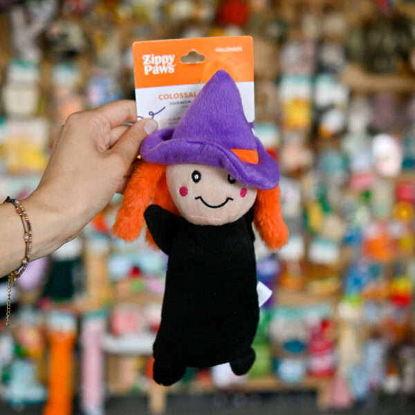 Zippy Paws Halloween Colossal Buddie Witch pluszowa czarownica ZP792