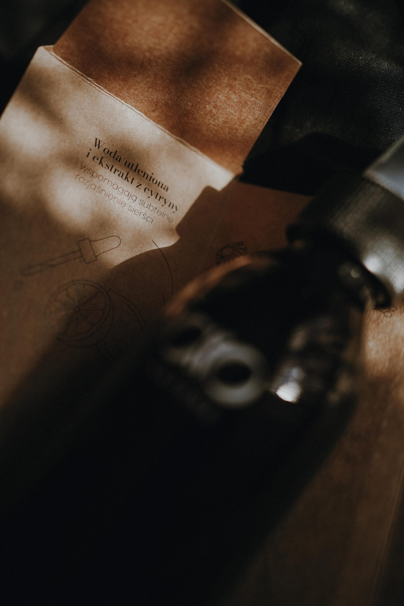 AIO Naturalna odżywka podkreślająca kolor do białej i kremowej sierści dla psa 150 ml