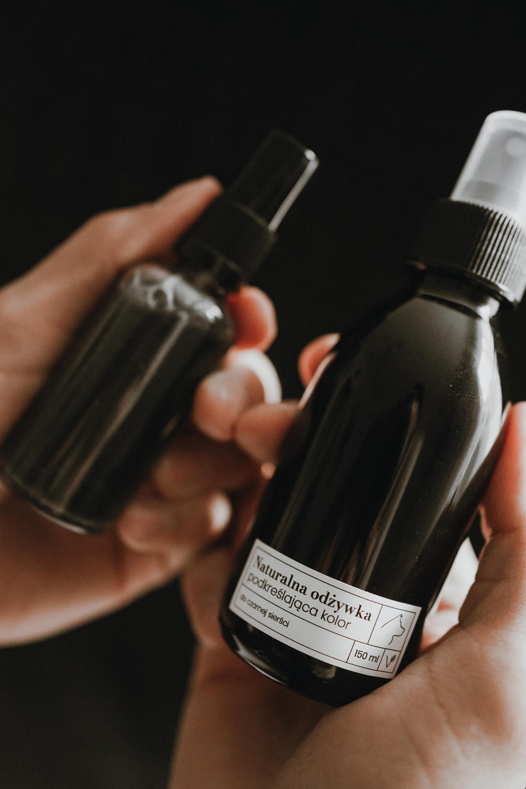 AIO Naturalna odżywka podkreślająca kolor do białej i kremowej sierści dla psa 150 ml