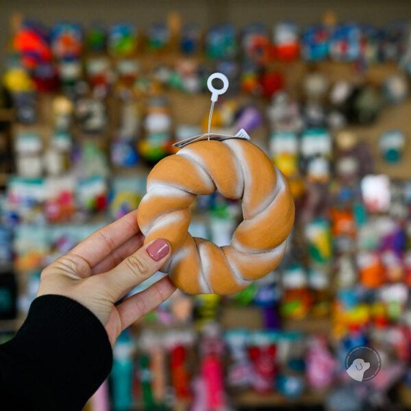 Flamingo Zabawka dla psa lateksowe pieczywo - bajgiel