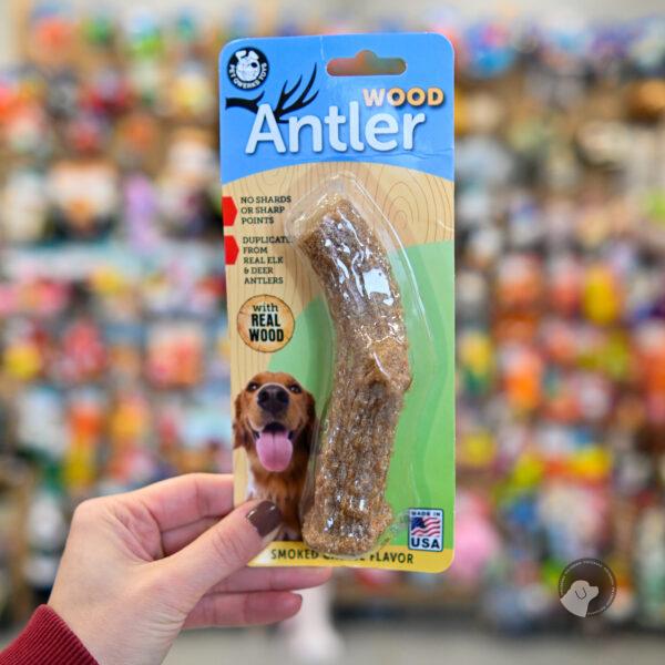 Pet Qwerks ANTLER gryzak o aromacie wędzonego sera rozmiar L