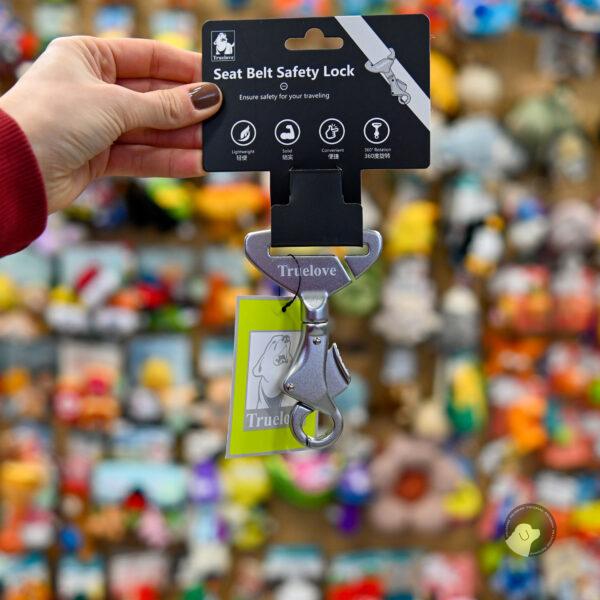 Ollie B. Good Mata do lizania dla psa i kota Zimowy Sweterek, kremowy