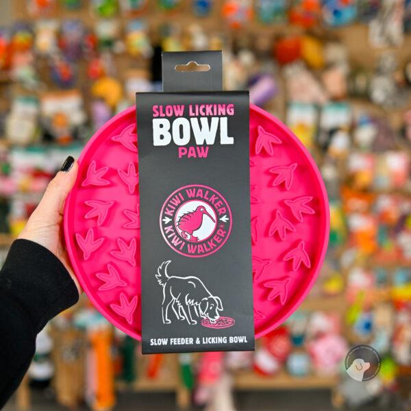Kiwi Walker Slow Licking Bowl Paw Maxi – miska spowalniająca jedzenie i lizanie dla psa i kota różowa