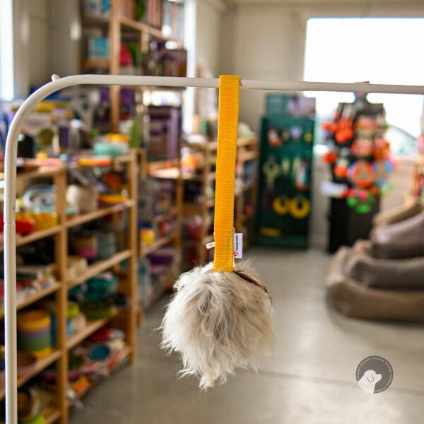 PSARVARD miękka piłka owcza z rączką zabawka dla psa na żółtej taśmie