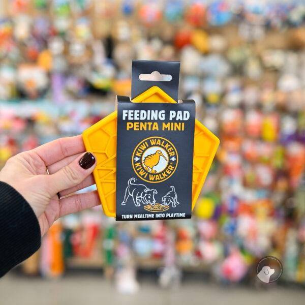 Kiwi Walker PENTA Feeding Pad MINI – miska spowalniająca jedzenie i lizanie dla psa i kota żółta