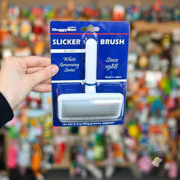 DoggyMan Medium Slicker Brush - szczotka pudlówka, średnia