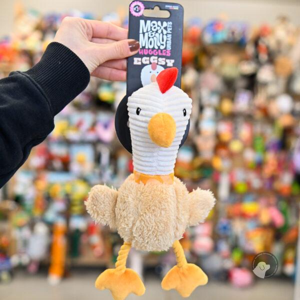Max & Molly ZABAWKA HUGGLES - kurczak eggsy z linami, szelestem i piszczałką