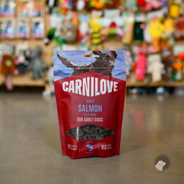 CARNILOVE Dog SOFT Snack Salmon enriched with Thyme small bite łosoś z tymiankiem 200 g